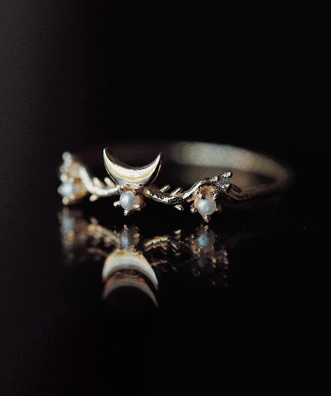 Moon Guardian Ring - Ready-to-ship