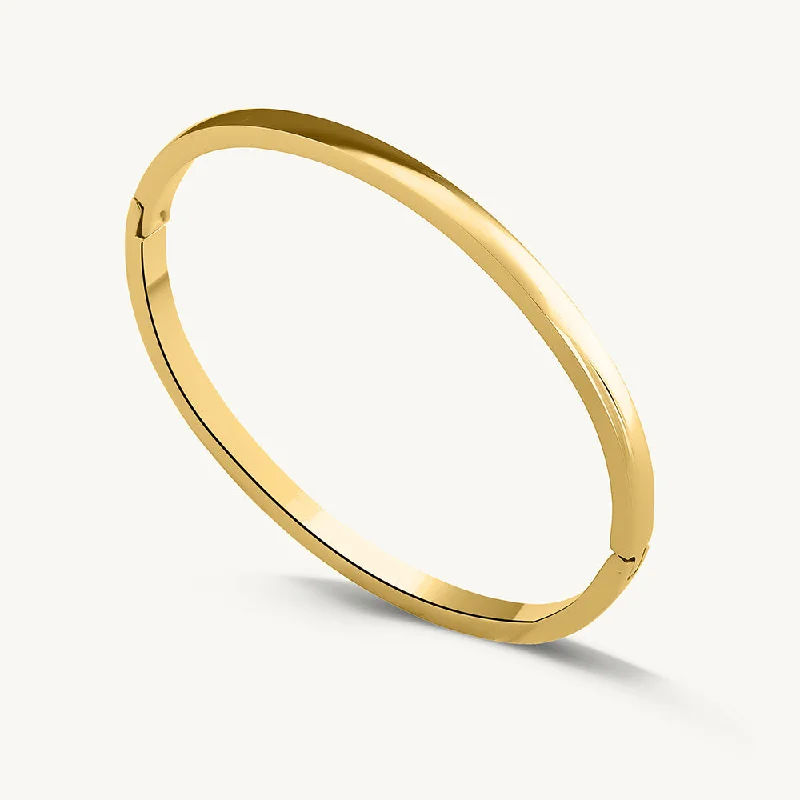 Sleek Simplicity Gold Bangle Bracelet