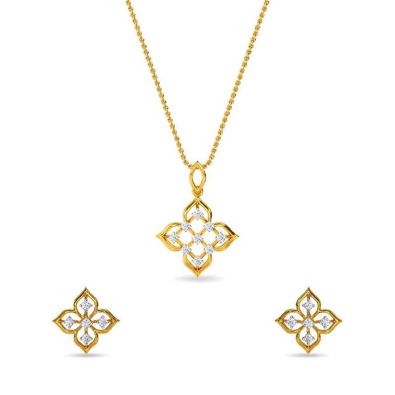 Your Perfect Accessory Now At The Best Price Yamara Pendant Set